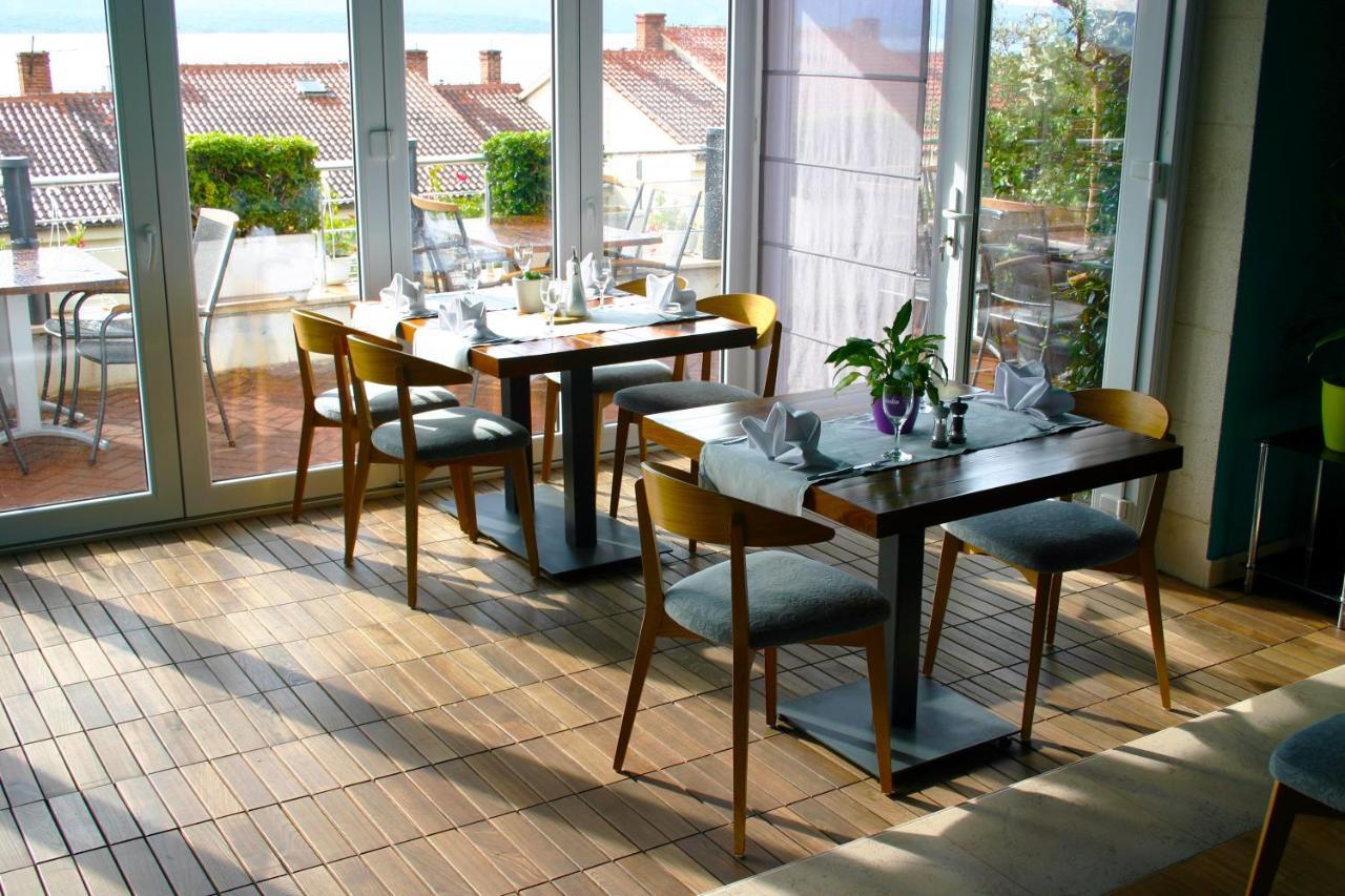 Apartments Villa Azzurra Бол Екстер'єр фото