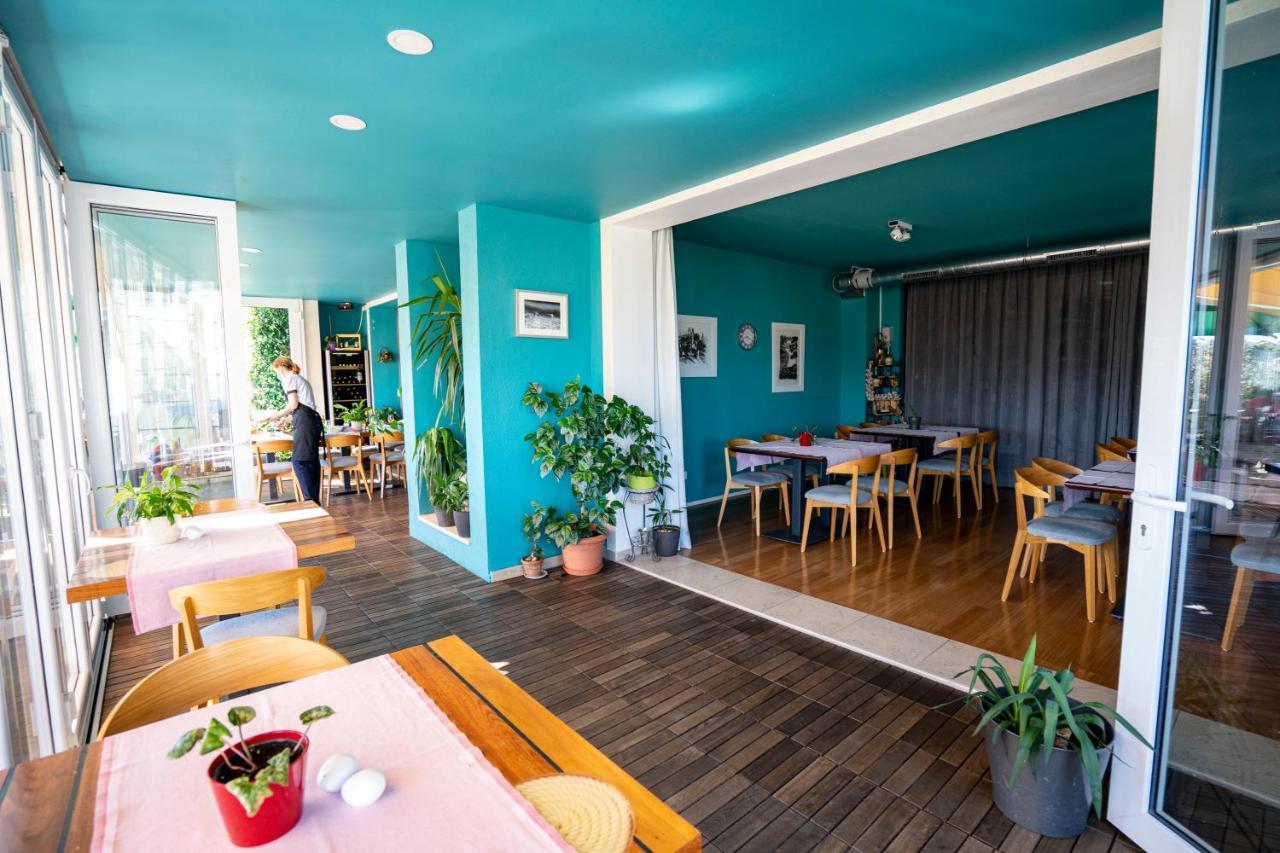 Apartments Villa Azzurra Бол Екстер'єр фото