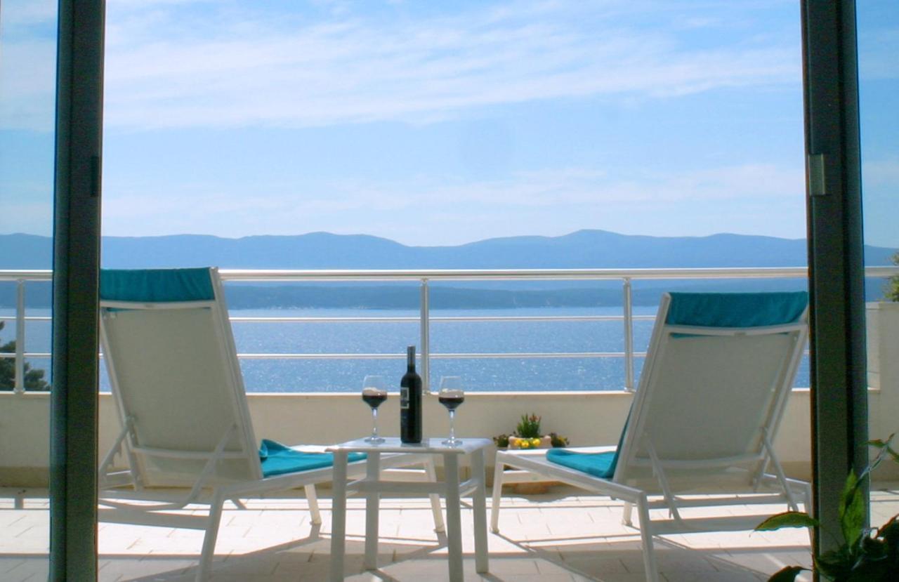 Apartments Villa Azzurra Бол Екстер'єр фото